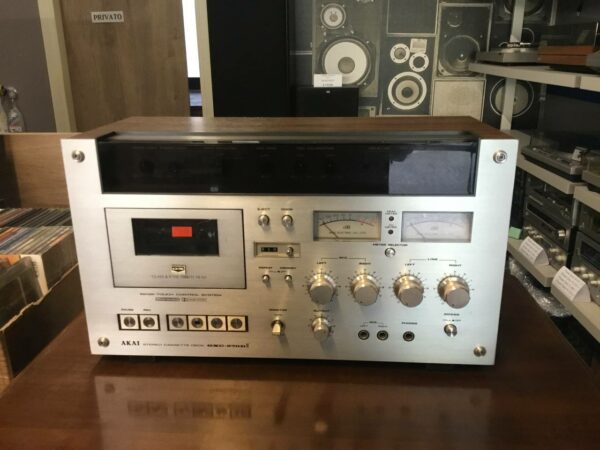 Akai GXC-570d cassette deck