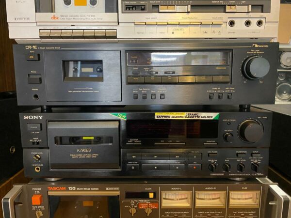 Nakamichi CR-1e cassette deck
