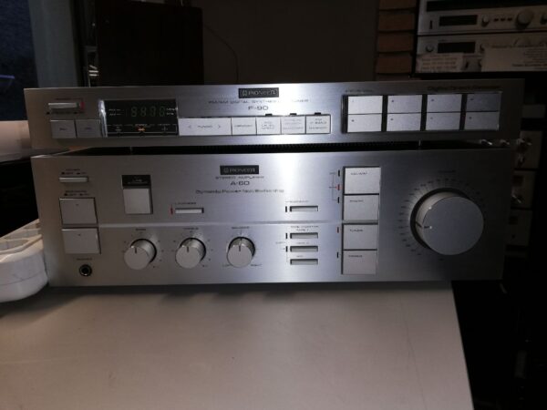 Pioneer A-60 amplificatore