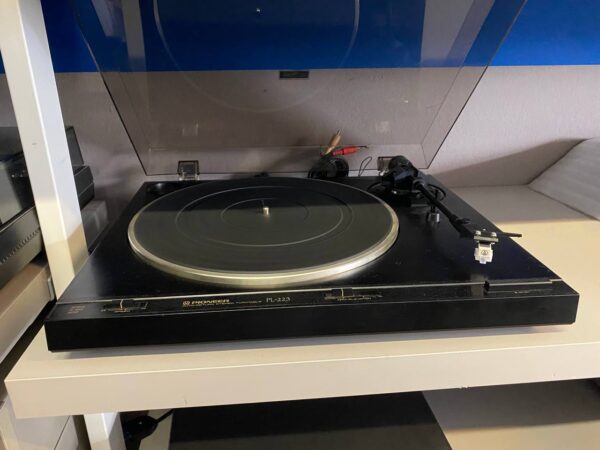 Pioneer PL-223 giradischi