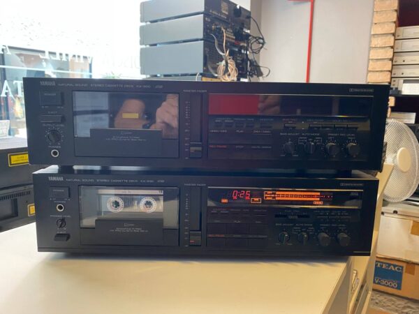 Yamaha KX-630 cassette deck